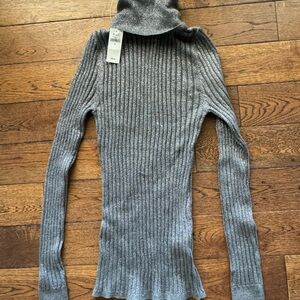 Silver Gap Sweater XS NWT